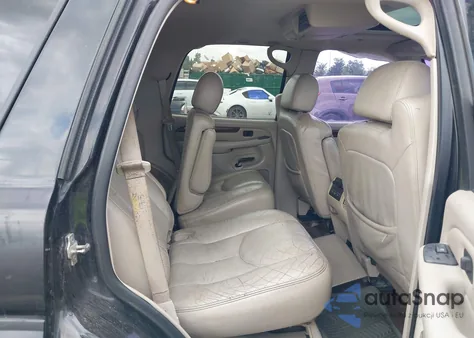 2004 Cadillac Escalade Standard из США, поврежденный, VIN 1GYEC63T04R297420